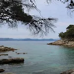 Marija Mljet * Sobra